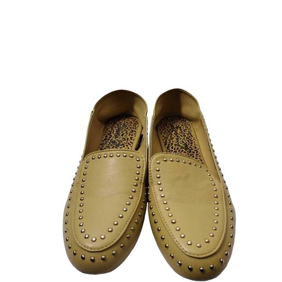 Seven7 Womens Francesca Loafer Flat Shoes Beige Slip On Cushioned Studded 10 - Picture 1 of 9